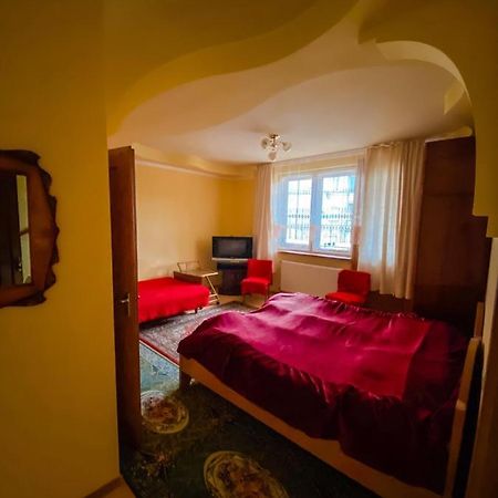 Hotel Domashnya Saduba Mukačevo Esterno foto