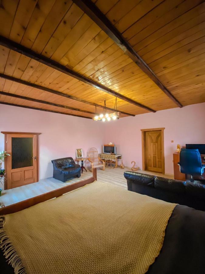 Hotel Domashnya Saduba Mukačevo Esterno foto